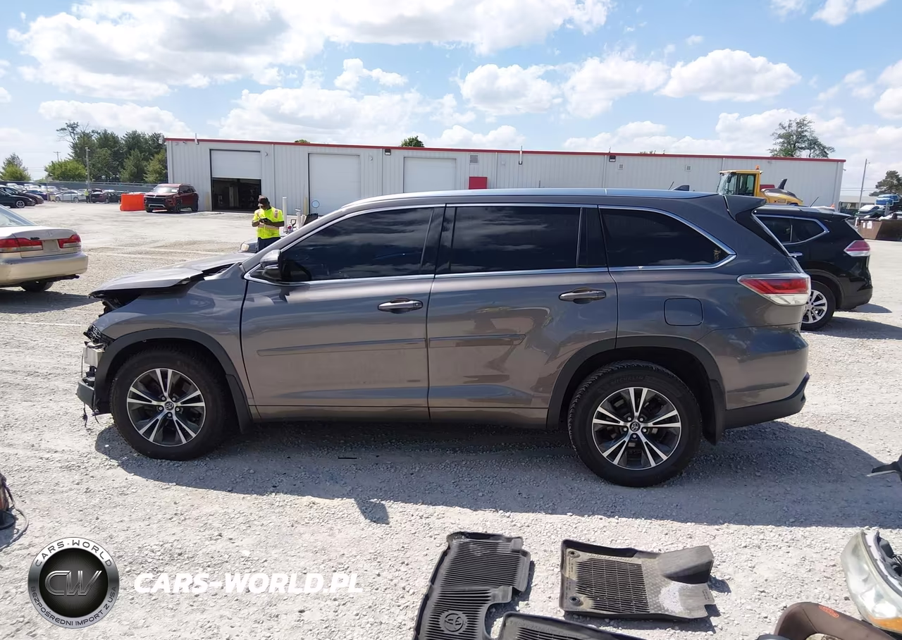 2016 Toyota Highlander Xle V6 VIN:5TDKKRFH9GS505143 - 15