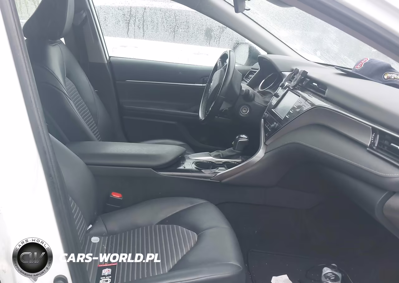 2020 Toyota Camry Se VIN:4T1G11AK3LU976316 - 5