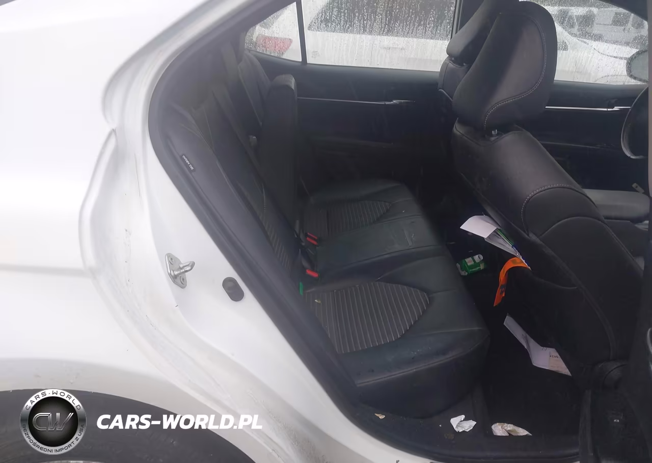 2020 Toyota Camry Se VIN:4T1G11AK3LU976316 - 8