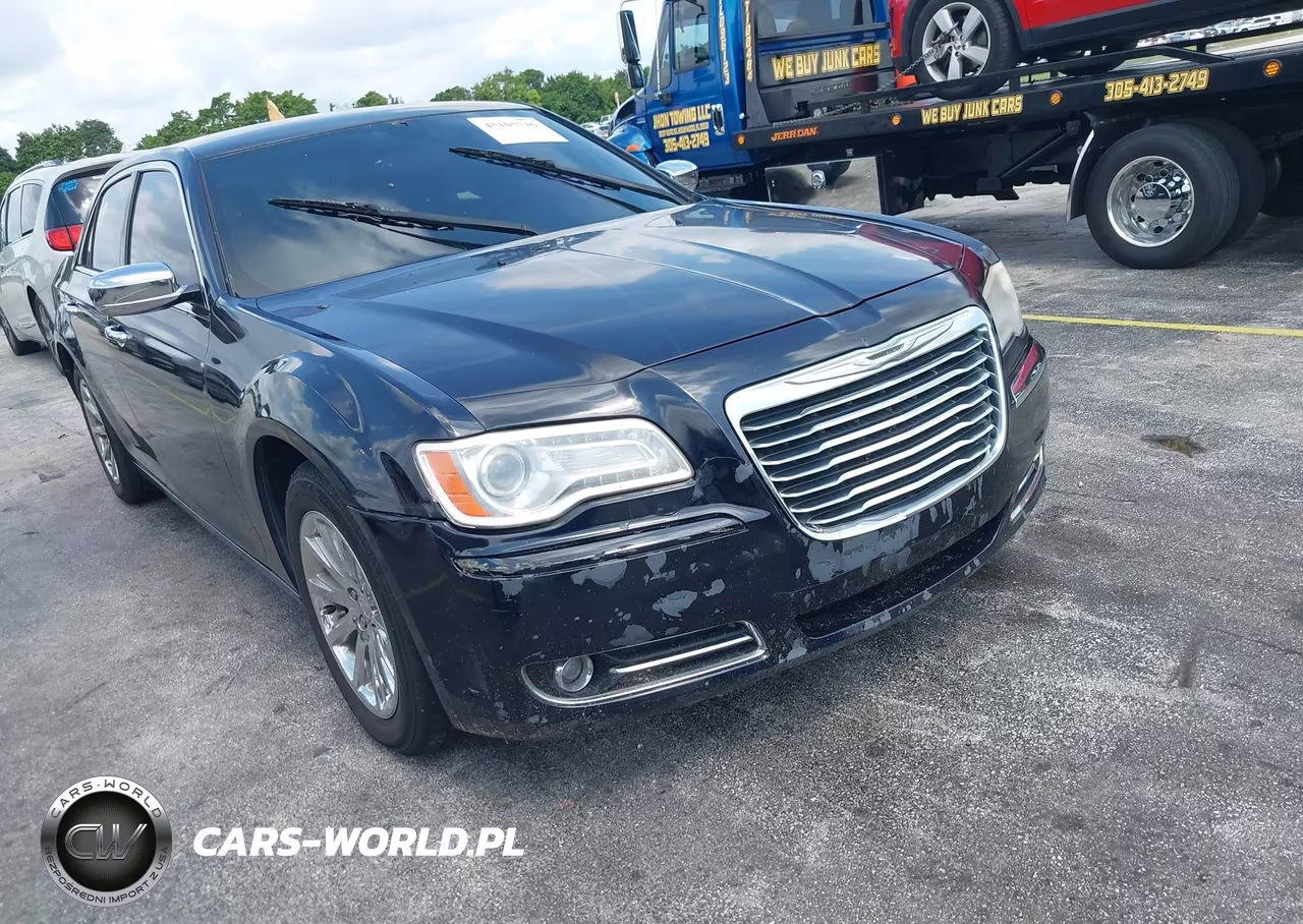 2012 Chrysler 300 Limited VIN:2C3CCACG1CH212395 - 6