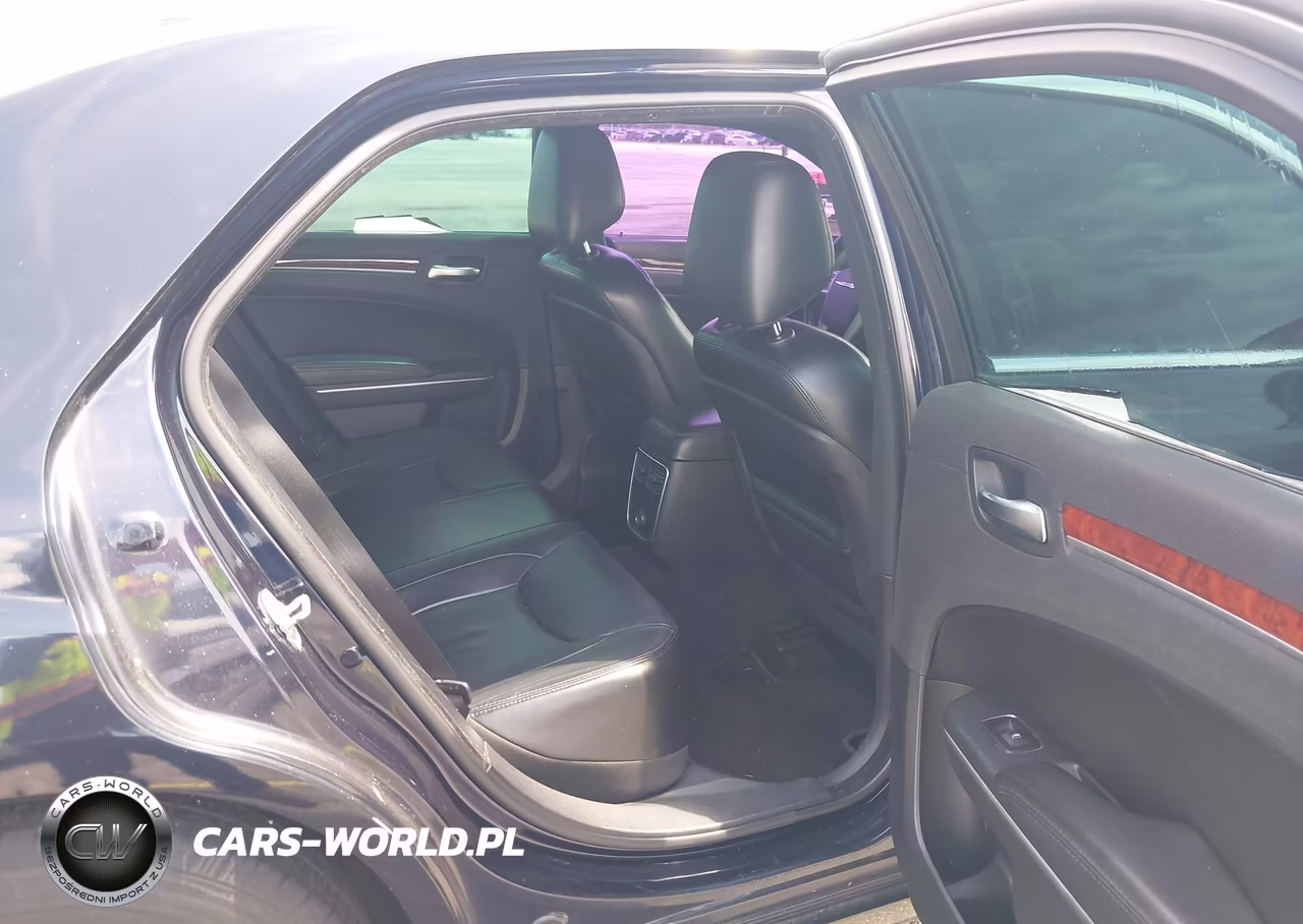2012 Chrysler 300 Limited VIN:2C3CCACG1CH212395 - 8