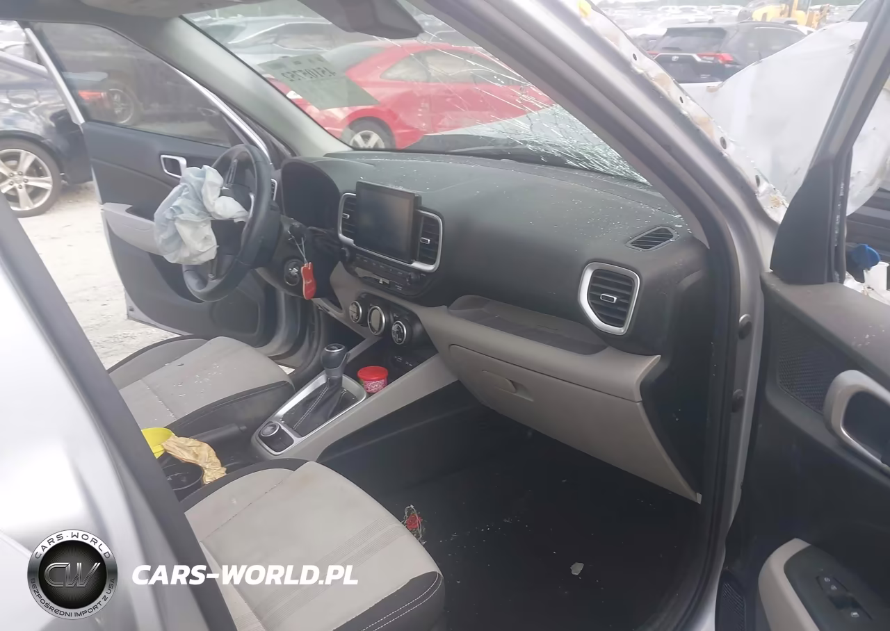 2022 Hyundai Venue Sel VIN:KMHRC8A32NU184679 - 5