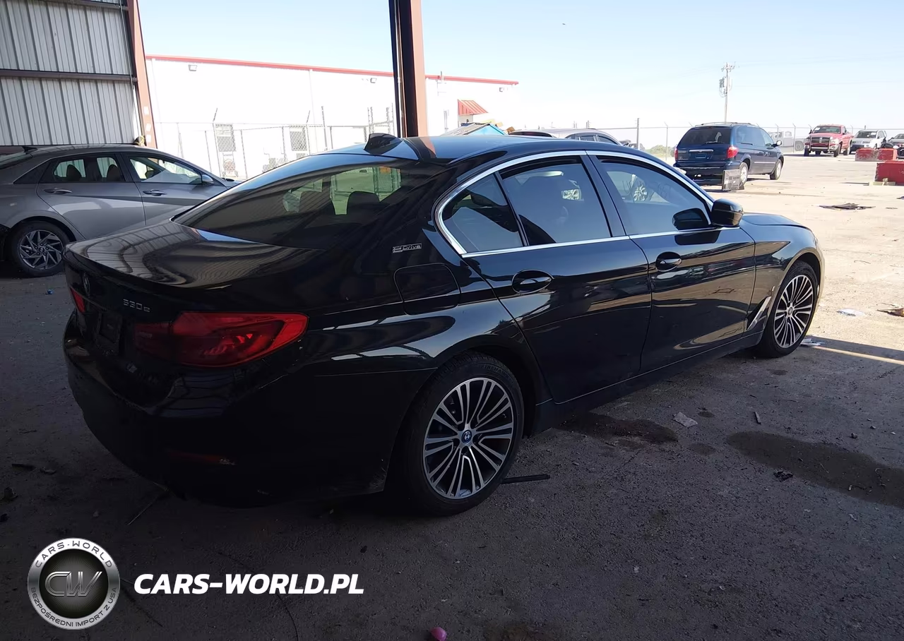 2019 BMW 530E xDrive Iperformance VIN:WBAJB1C50KB375757 - 4