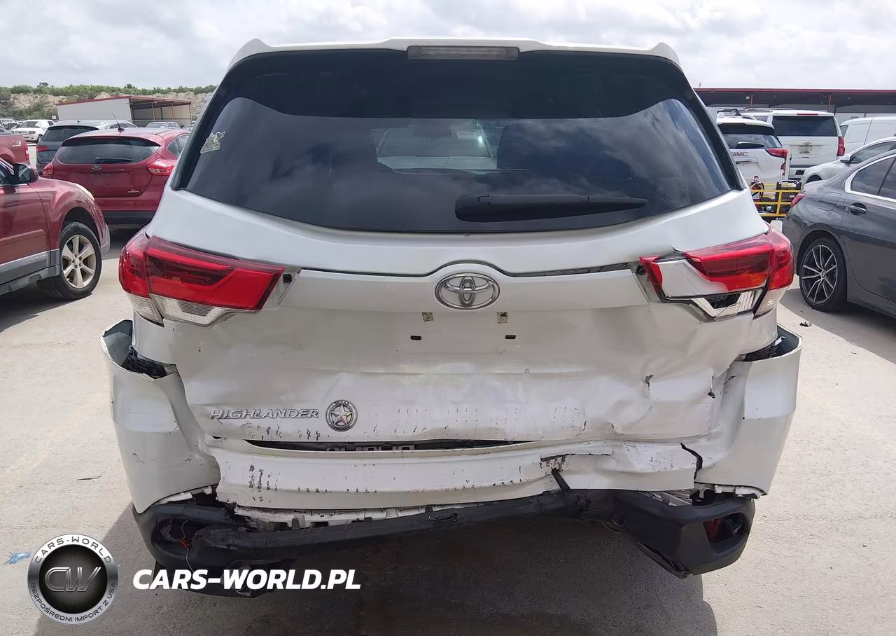 2019 Toyota Highlander Le VIN:5TDZARFH7KS051842 - 16