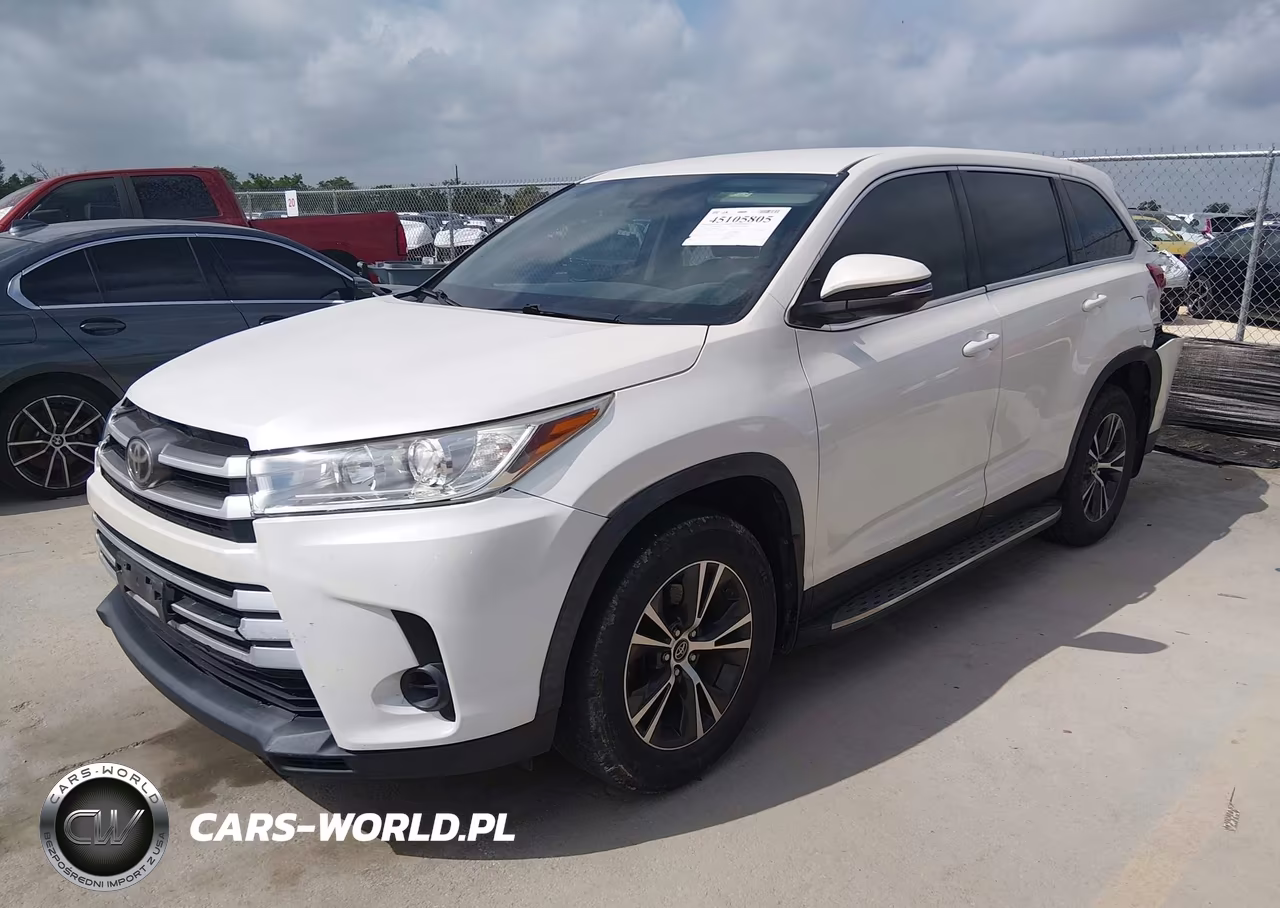 2019 Toyota Highlander Le VIN:5TDZARFH7KS051842 - 2