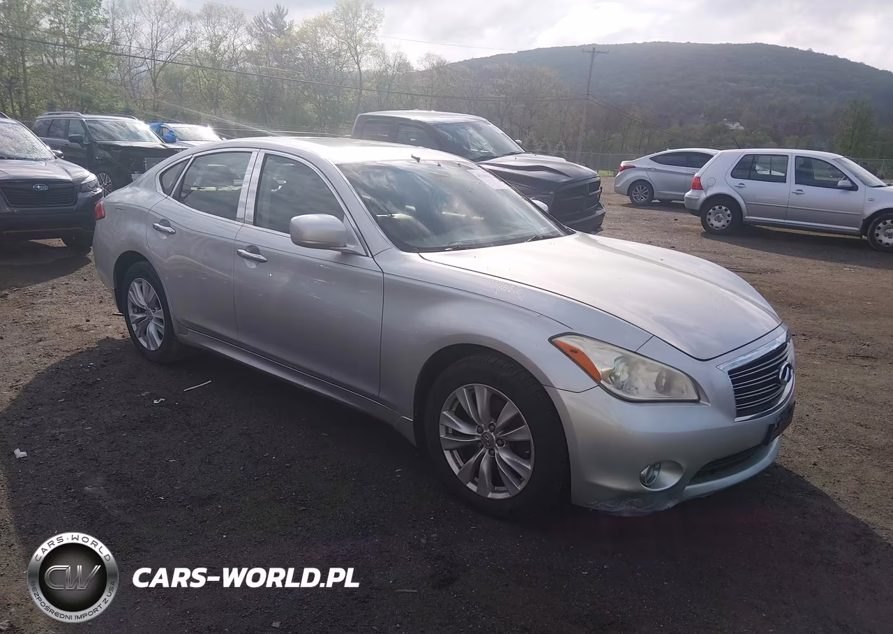 2011 Infiniti M37X