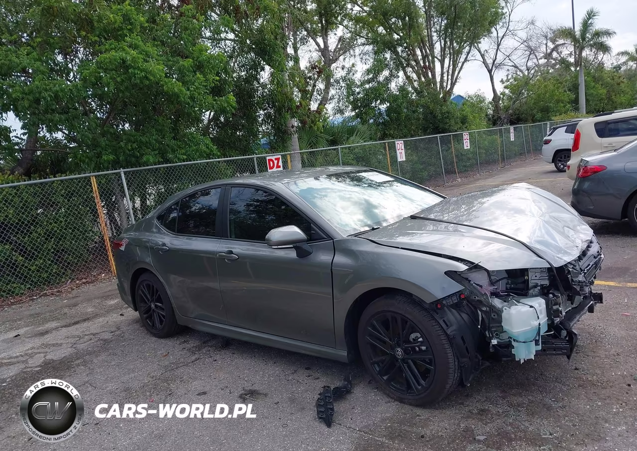 2026 Toyota Camry Se – zdjęcie 1 z 17