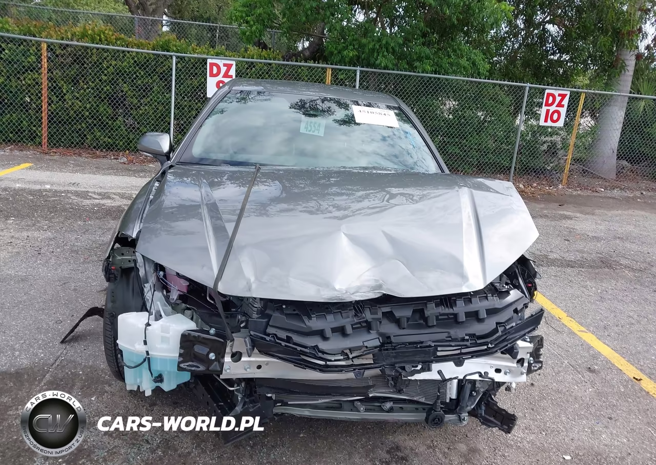 2026 Toyota Camry Se VIN:4T1DAACK6TU275303 - 6