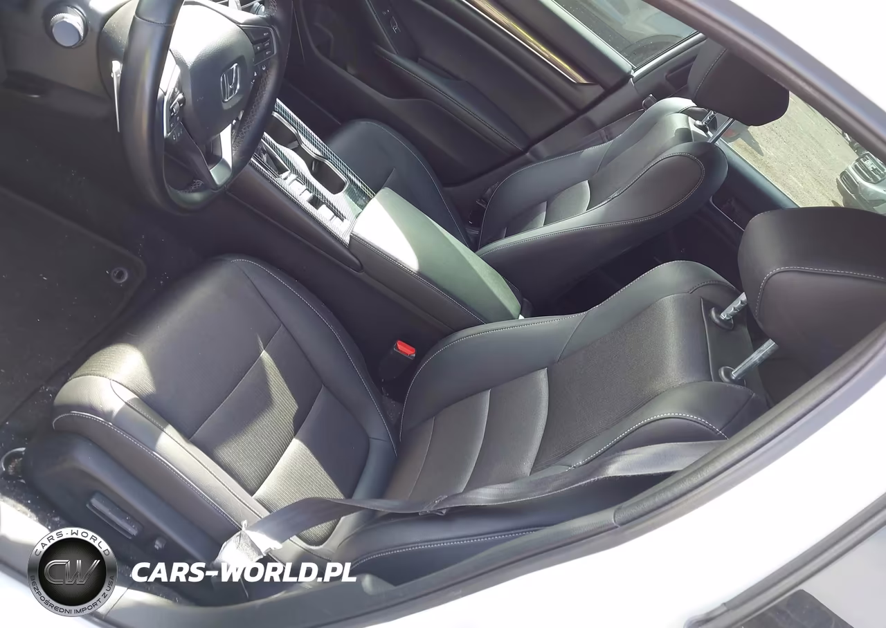 2022 Honda Accord Sport VIN:1HGCV1F33NA033079 - 19