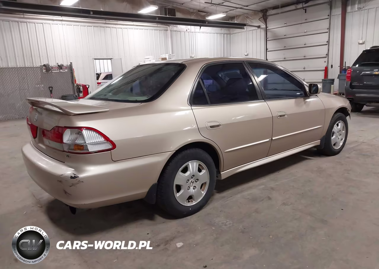 2002 Honda Accord 3.0 Ex VIN:1HGCG16502A068072 - 4
