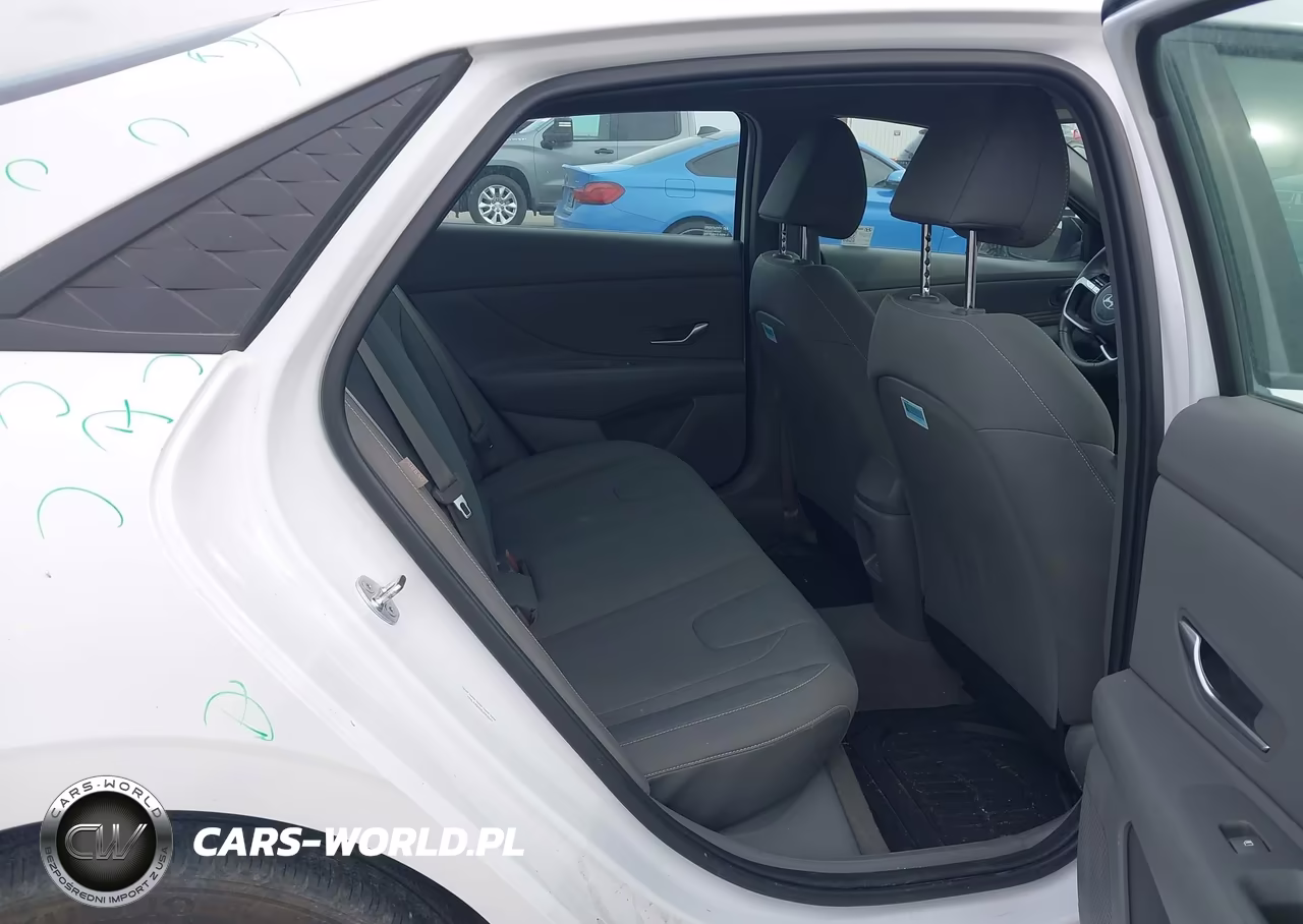 2025 Hyundai Elantra Sel Sport VIN:KMHLM4DG9SU963647 - 8