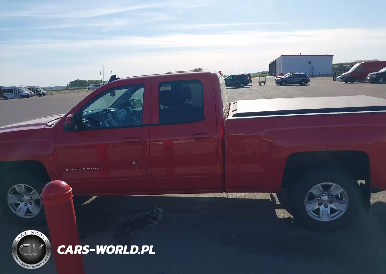 2015 Chevrolet Silverado 1500 1Lt VIN:1GCVKREC4FZ177453 - 14