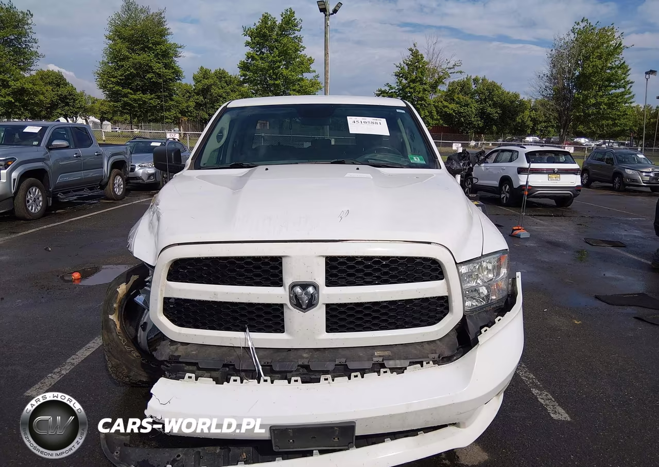 2018 Ram 1500 Express 4X4 6'4 Box VIN:1C6RR7FT2JS242101 - 12