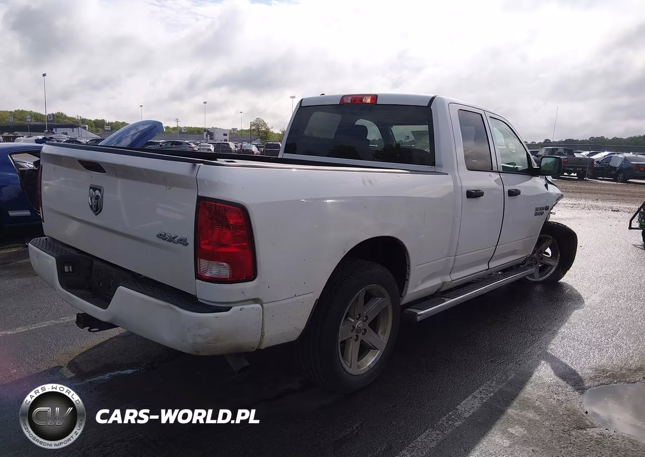 2018 Ram 1500 Express 4X4 6'4 Box VIN:1C6RR7FT2JS242101 - 4
