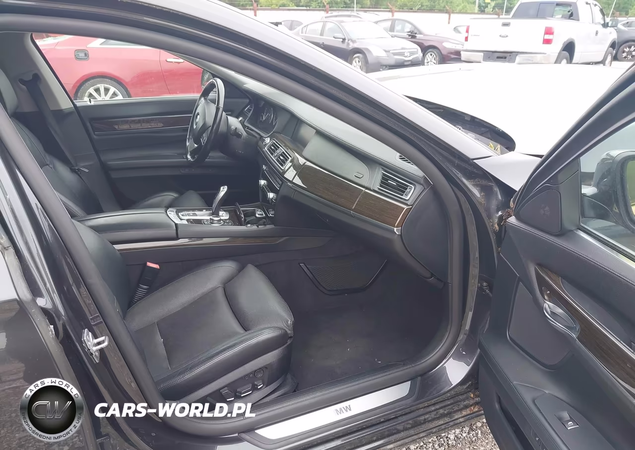 2012 BMW 750Li xDrive VIN:WBAKC8C55CC437918 - 5
