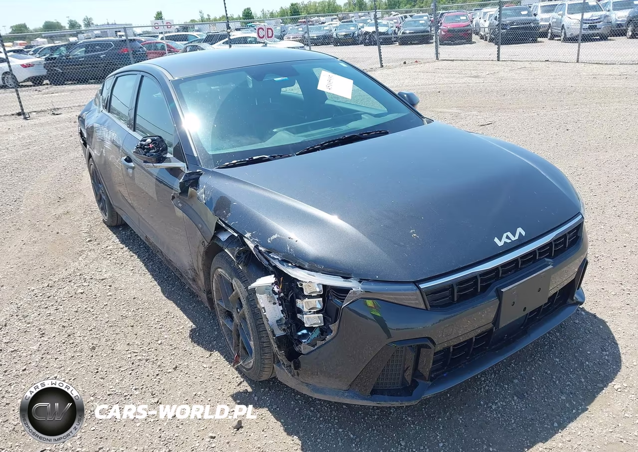 2025 Kia K4 Gt-Line – zdjęcie 1 z 16