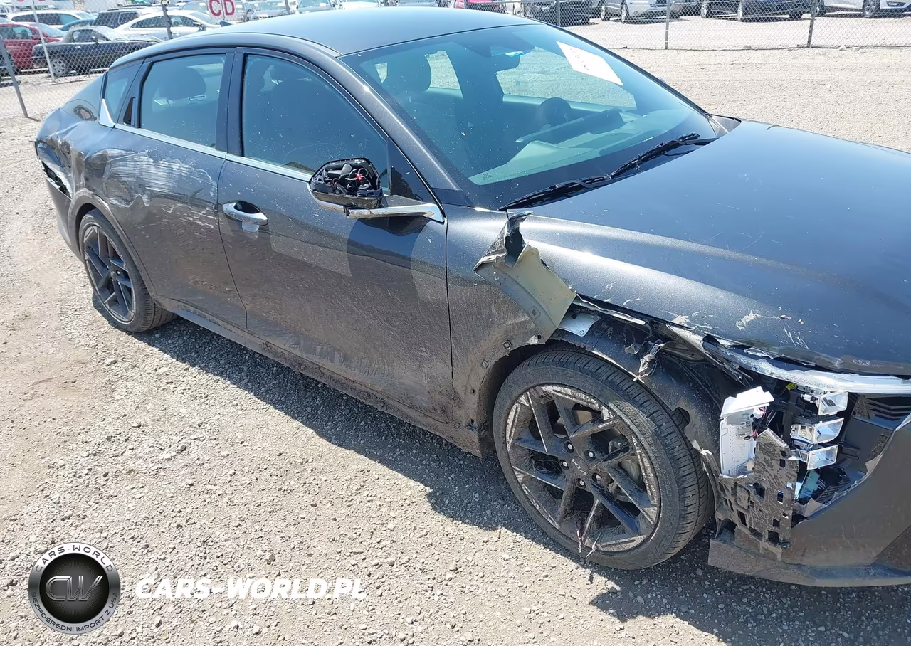 2025 Kia K4 Gt-Line VIN:3KPFW4DE6SE184425 - 6