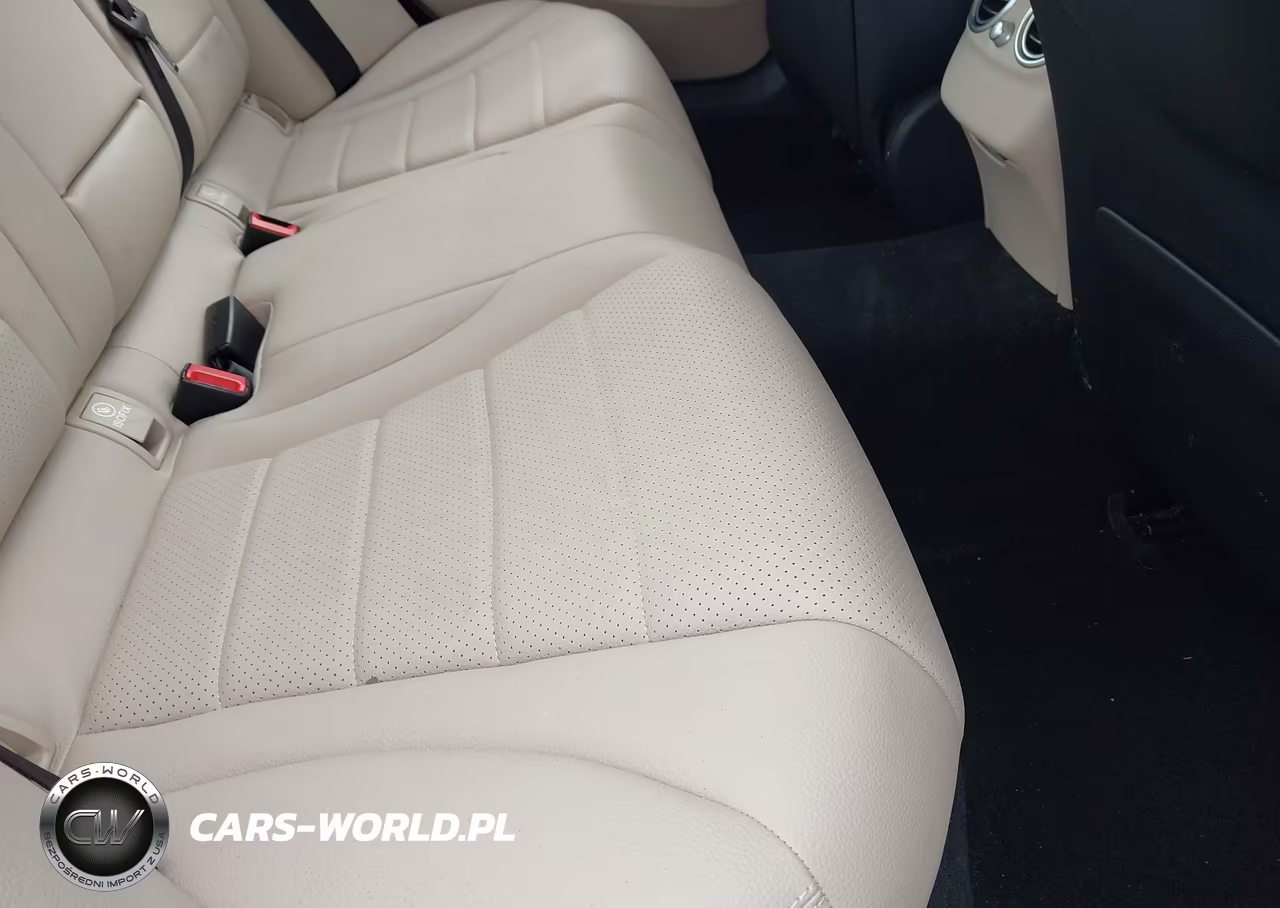 2020 Mercedes-Benz C 300 4Matic VIN:W1KWF8EB7LR602398 - 8