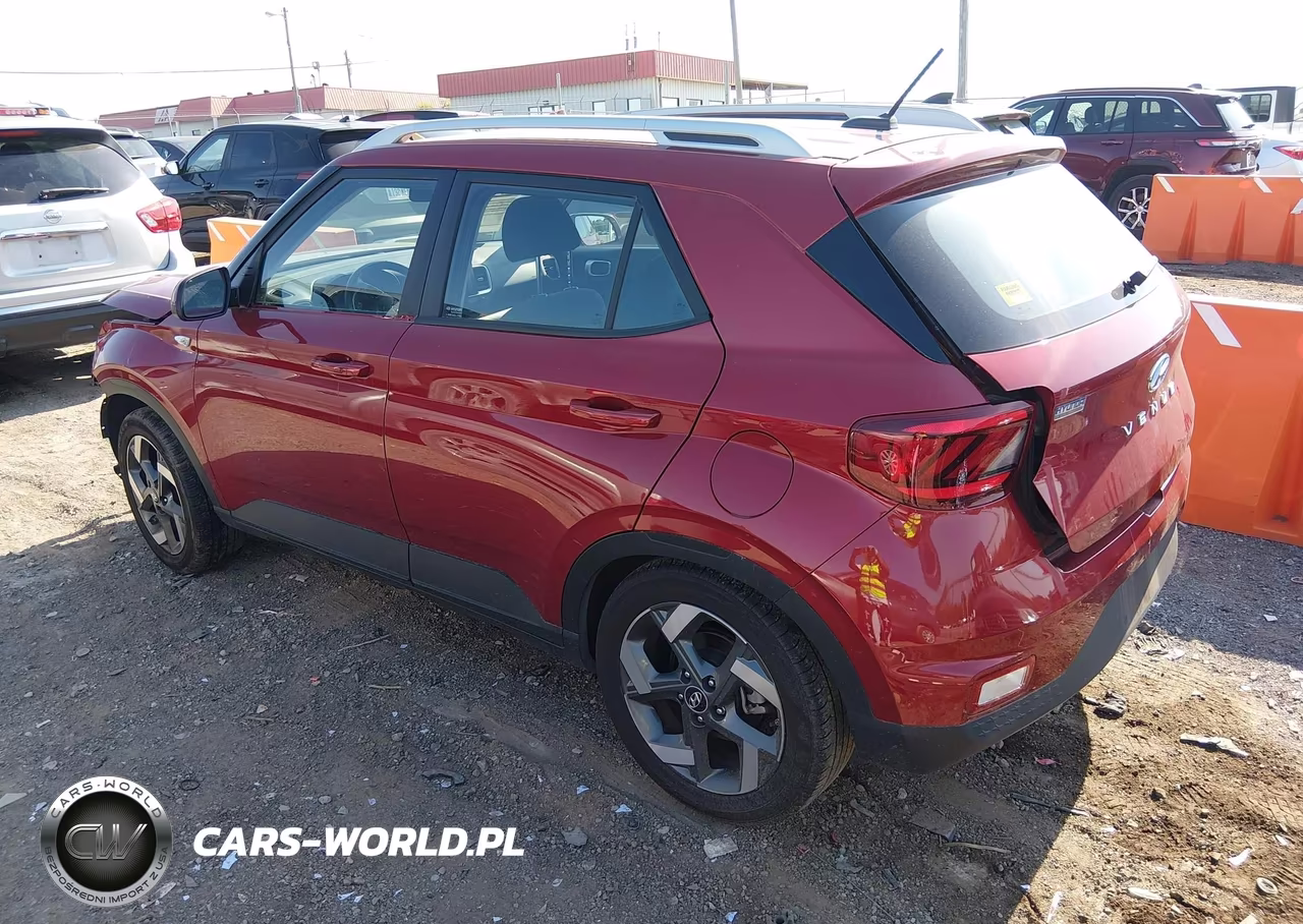 2024 Hyundai Venue Sel VIN:KMHRC8A38RU328273 - 3