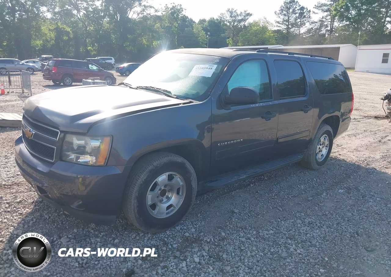 2010 Chevrolet Suburban 1500 Ls VIN:1GNUCHE06AR127873 - 2