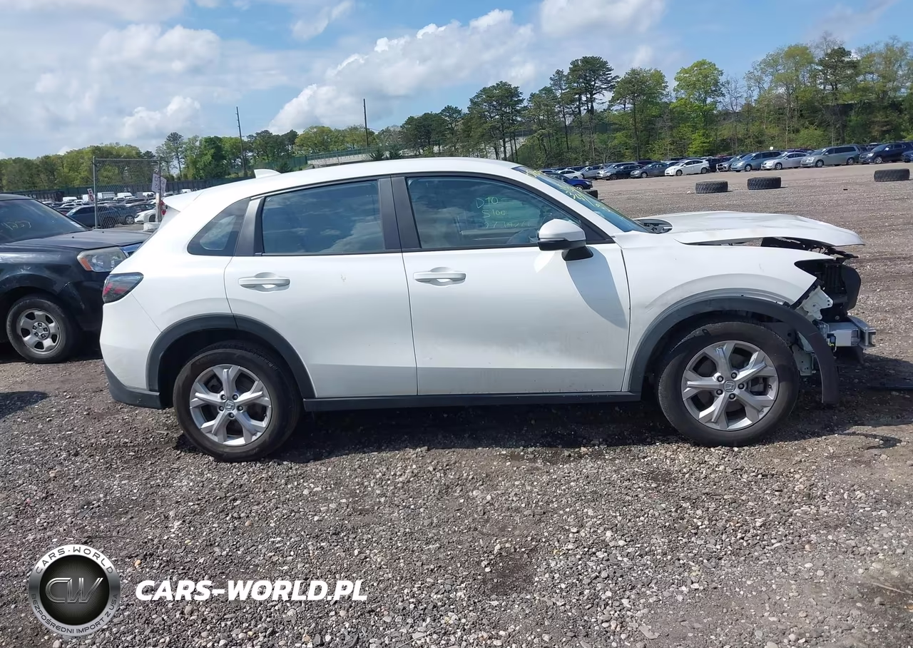 2025 Honda Hr-V Awd Lx VIN:3CZRZ2H33SM752065 - 13