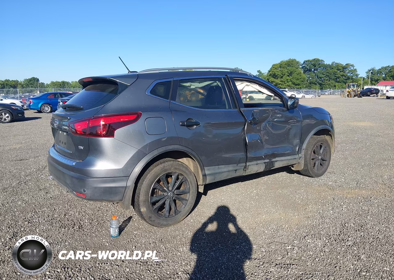 2019 Nissan Rogue Sport Sv VIN:JN1BJ1CP1KW234624 - 4