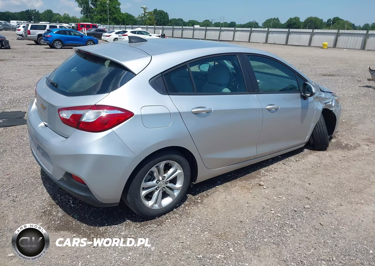 2019 Chevrolet Cruze Ls VIN:3G1BC6SM7KS571640 - 4