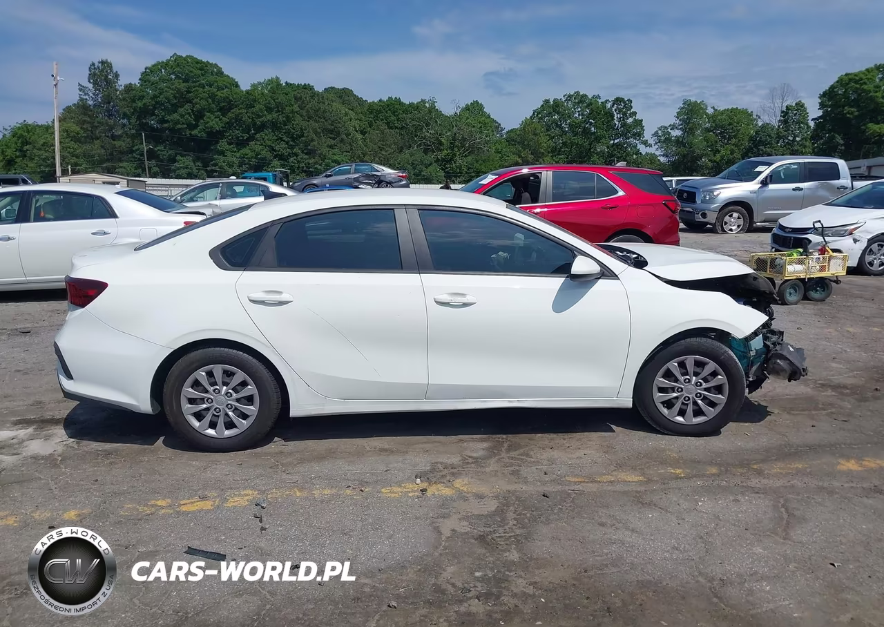 2021 Kia Forte Fe VIN:3KPF24AD3ME275095 - 12