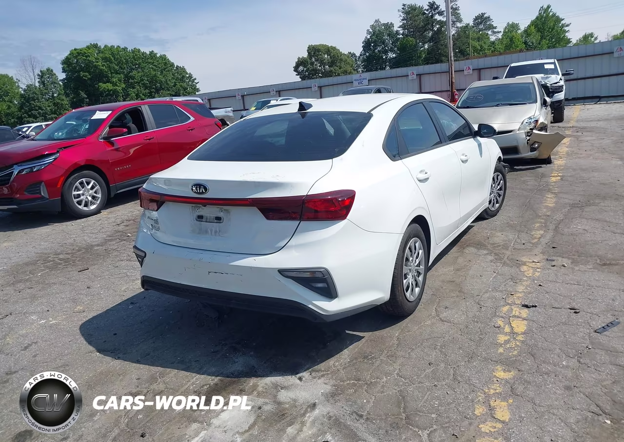 2021 Kia Forte Fe VIN:3KPF24AD3ME275095 - 4
