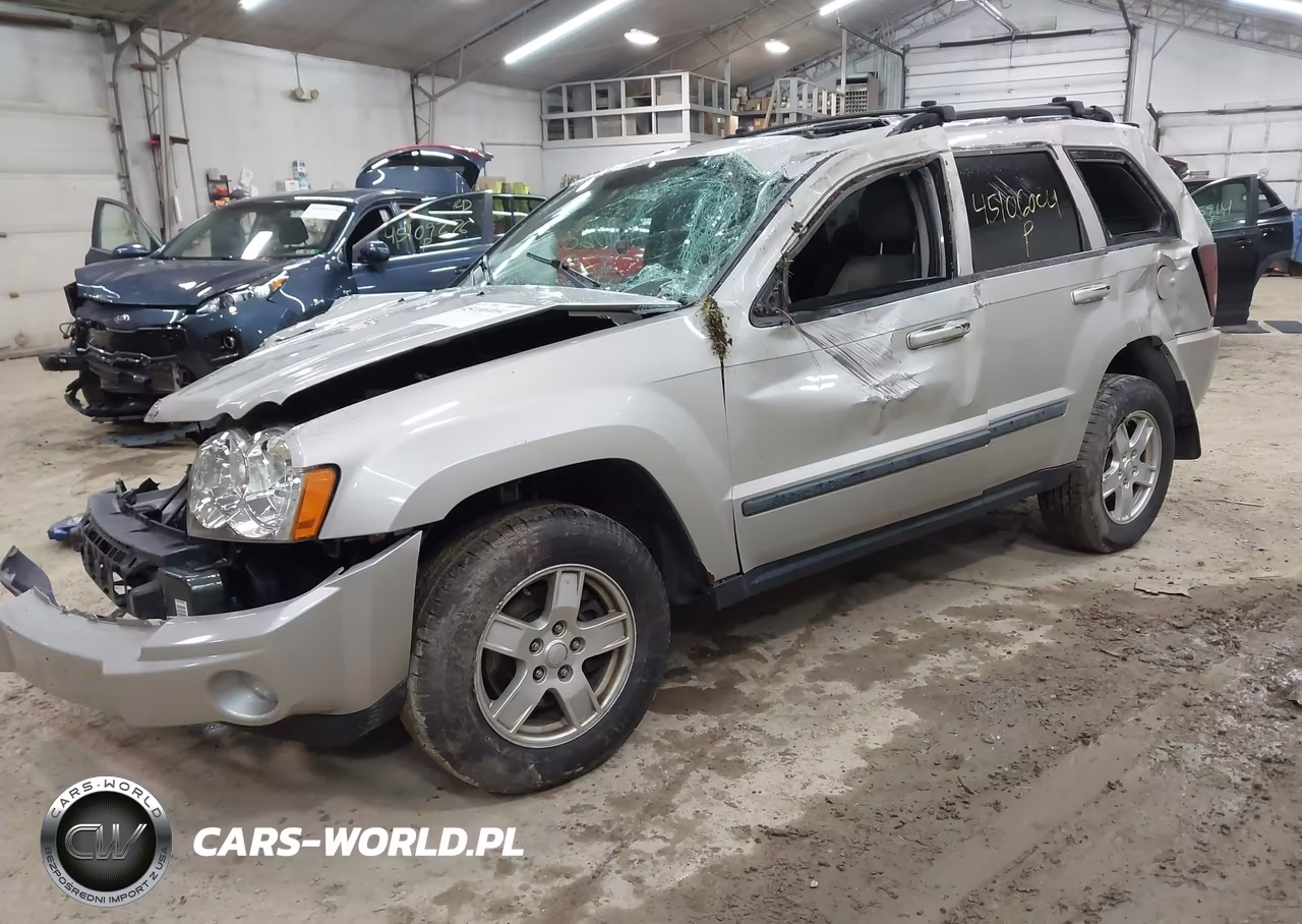 2007 Jeep Grand Cherokee Laredo VIN:1J8GR48K27C588843 - 2