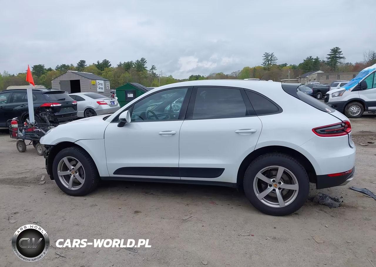 2018 Porsche Macan VIN:WP1AA2A55JLB03730 - 15