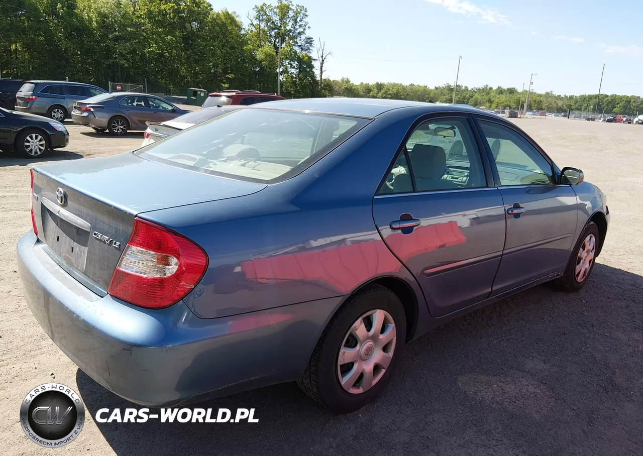 2003 Toyota Camry Le VIN:4T1BE32K23U717311 - 4
