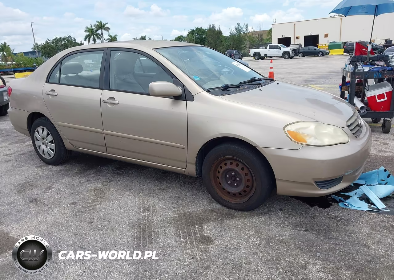 Główne zdjęcie 2004 Toyota Corolla Le