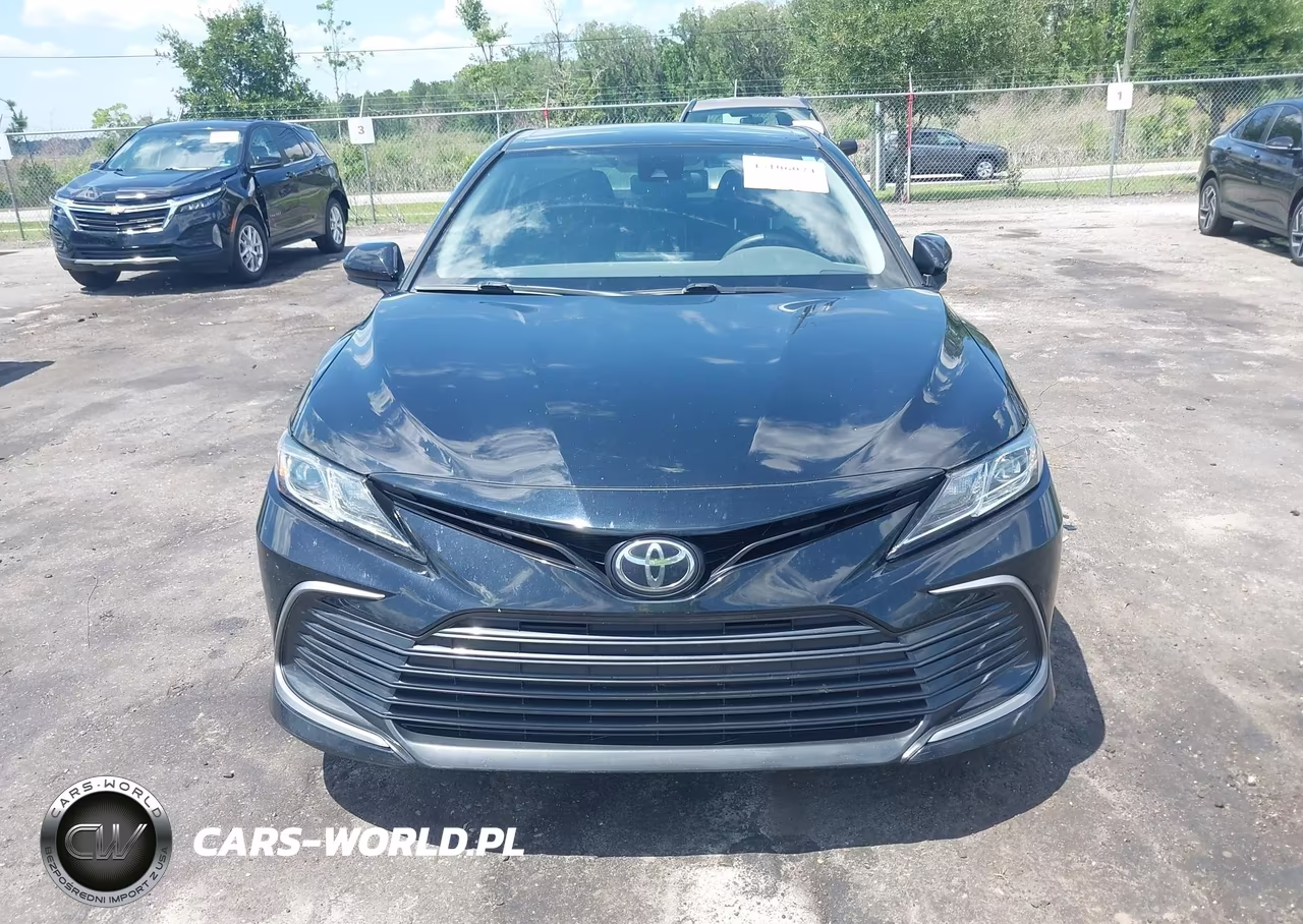 2021 Toyota Camry Le VIN:4T1C11AK9MU570072 - 12