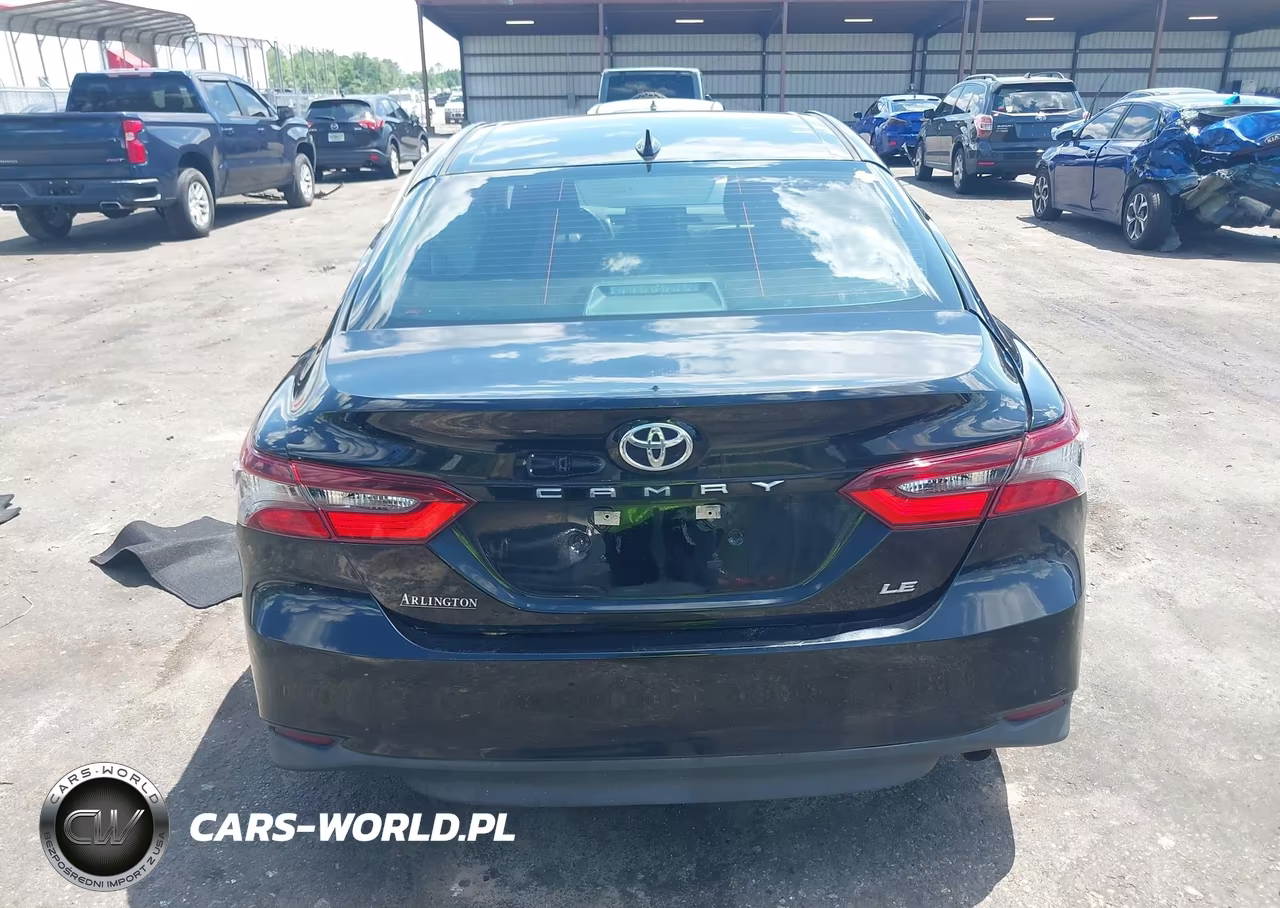 2021 Toyota Camry Le VIN:4T1C11AK9MU570072 - 16