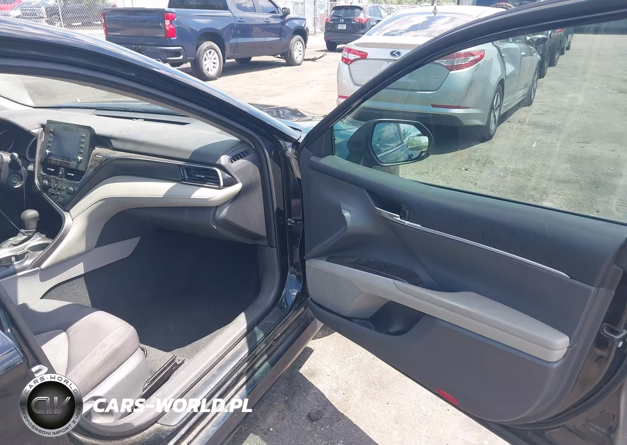 2021 Toyota Camry Le VIN:4T1C11AK9MU570072 - 5