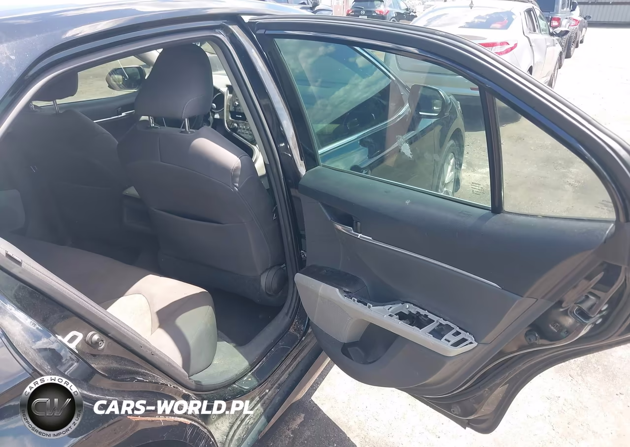 2021 Toyota Camry Le VIN:4T1C11AK9MU570072 - 8