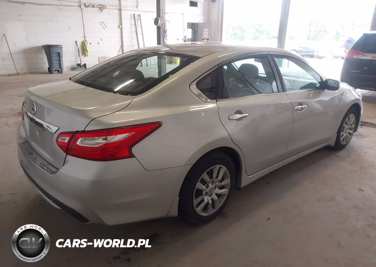 2016 Nissan Altima 2.5 S VIN:1N4AL3AP9GC272635 - 4