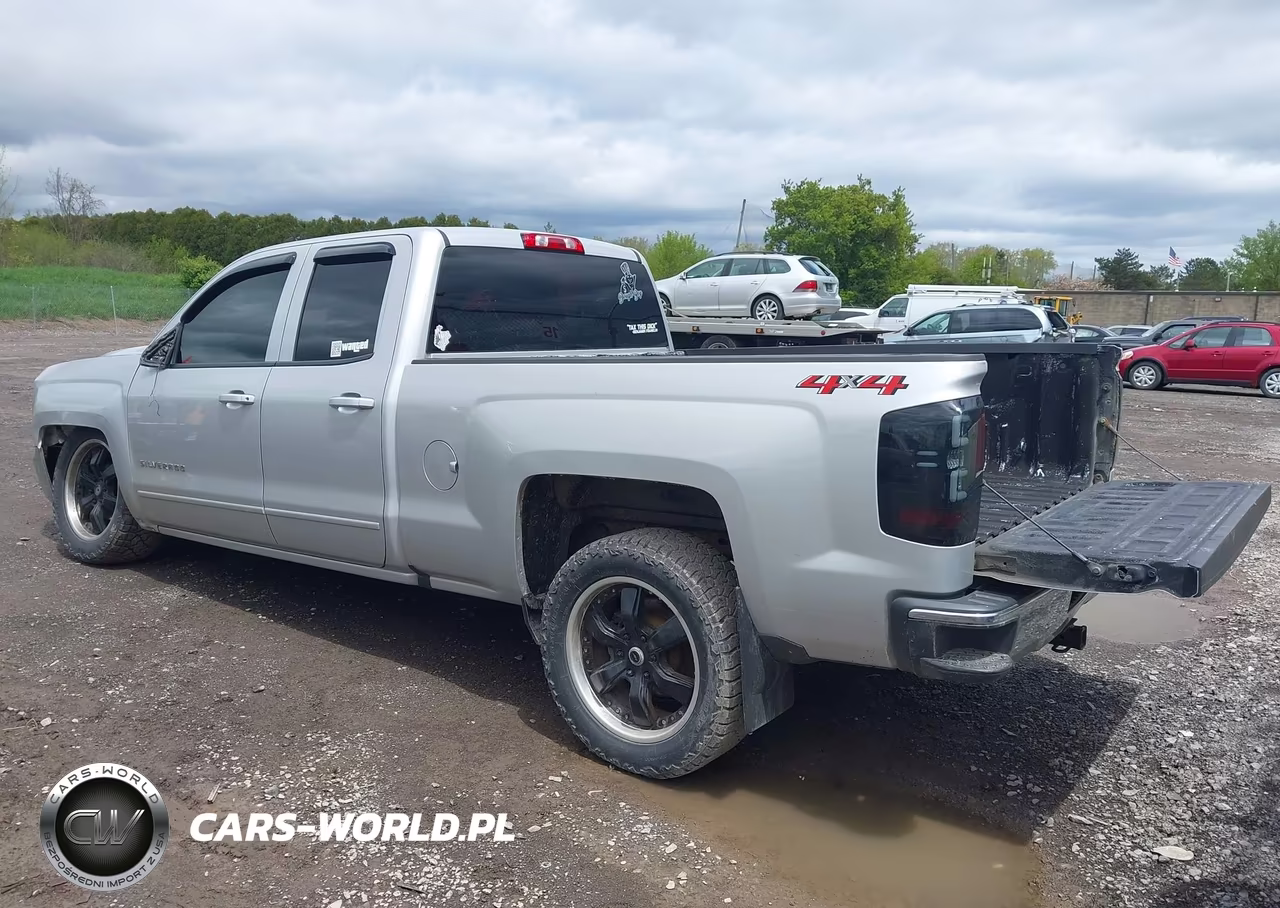 2018 Chevrolet Silverado 1500 1Lt VIN:1GCVKREH7JZ259245 - 3