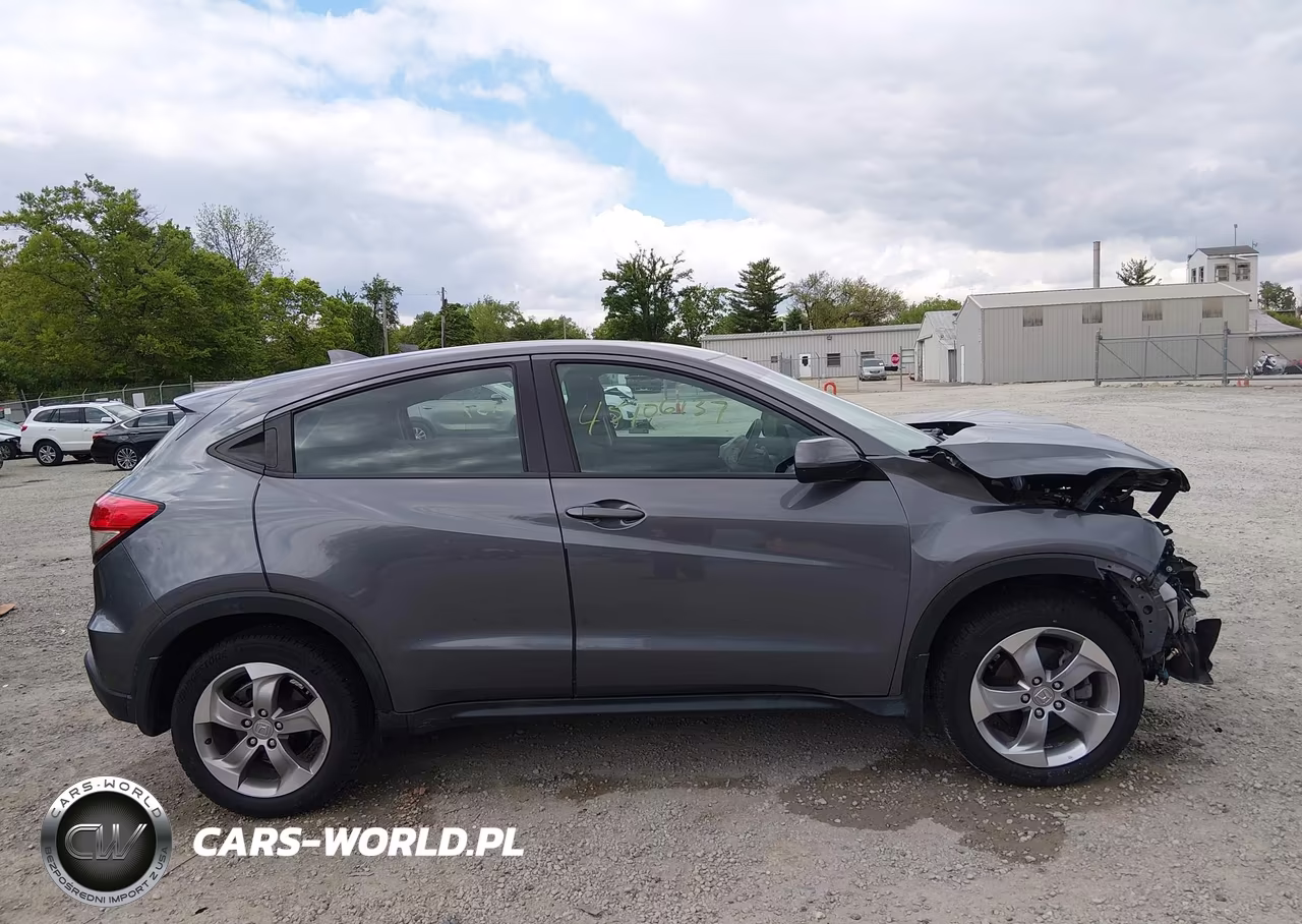 2019 Honda Hr-V Lx VIN:3CZRU6H3XKG724185 - 14