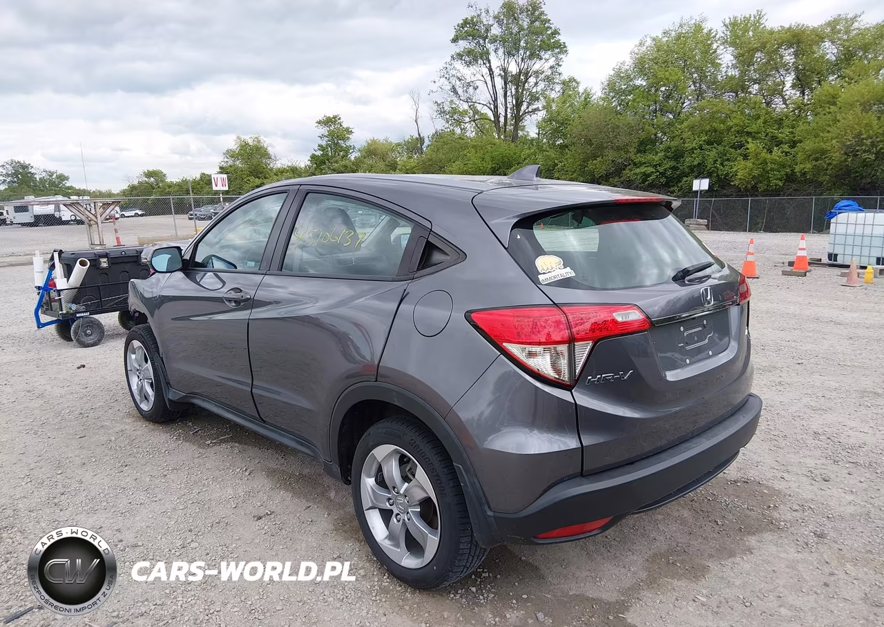 2019 Honda Hr-V Lx VIN:3CZRU6H3XKG724185 - 3