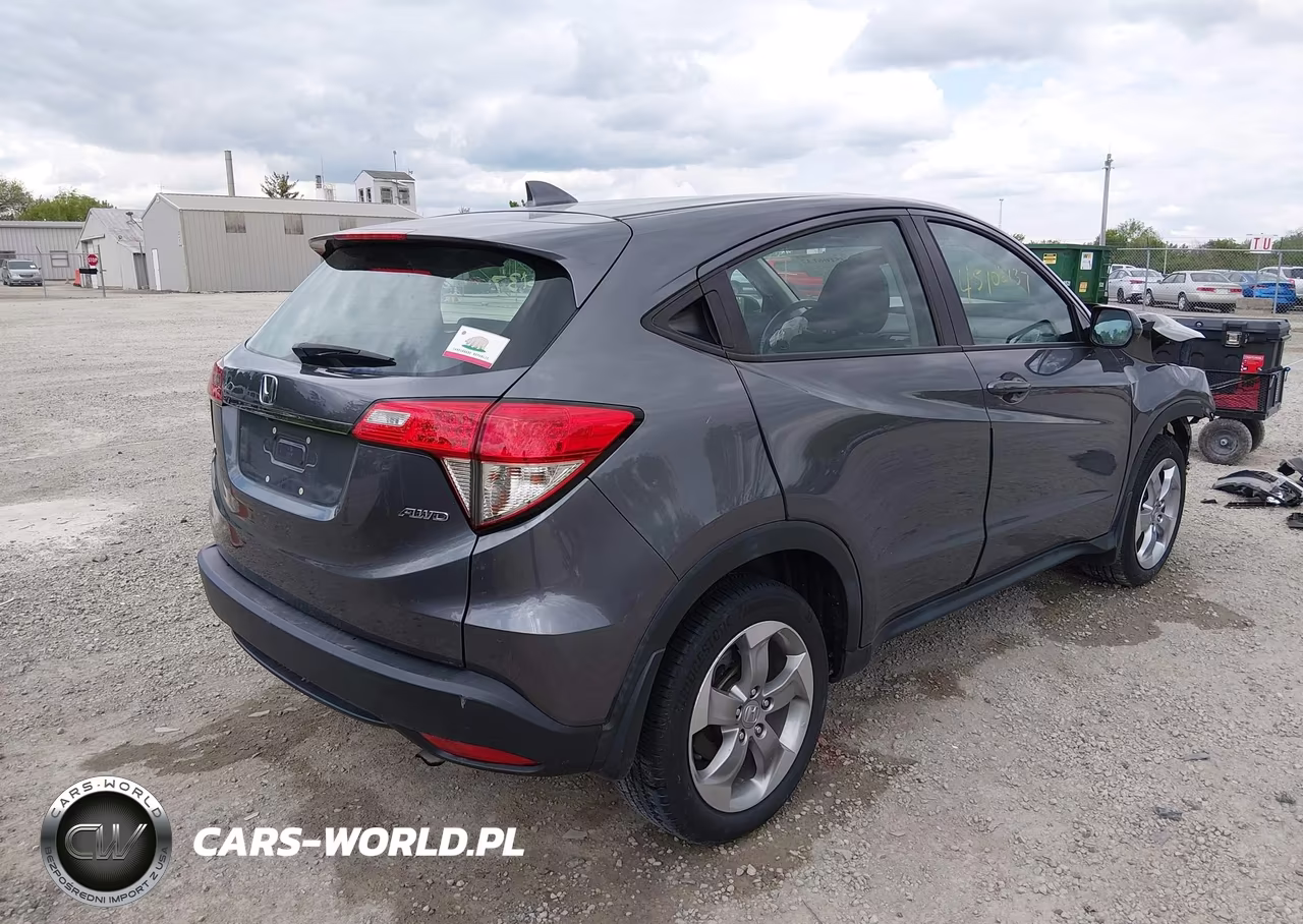 2019 Honda Hr-V Lx VIN:3CZRU6H3XKG724185 - 4