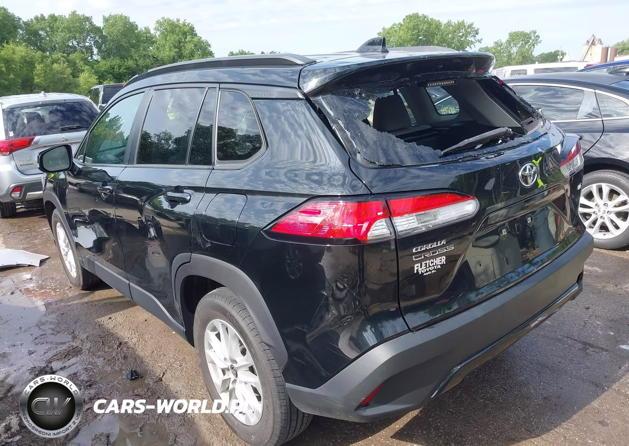 2022 Toyota Corolla Cross Le VIN:7MUCAAAG0NV012994 - 3