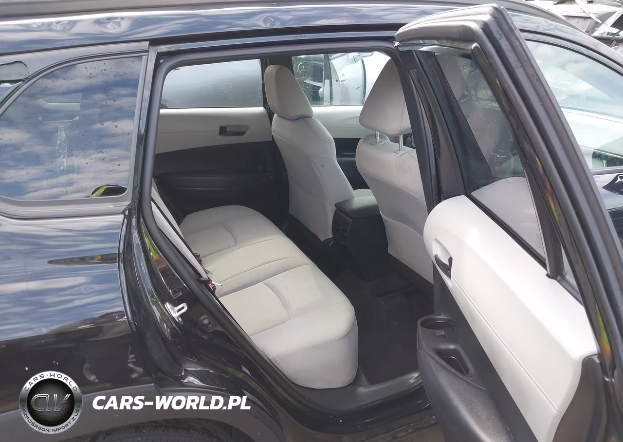 2022 Toyota Corolla Cross Le VIN:7MUCAAAG0NV012994 - 8