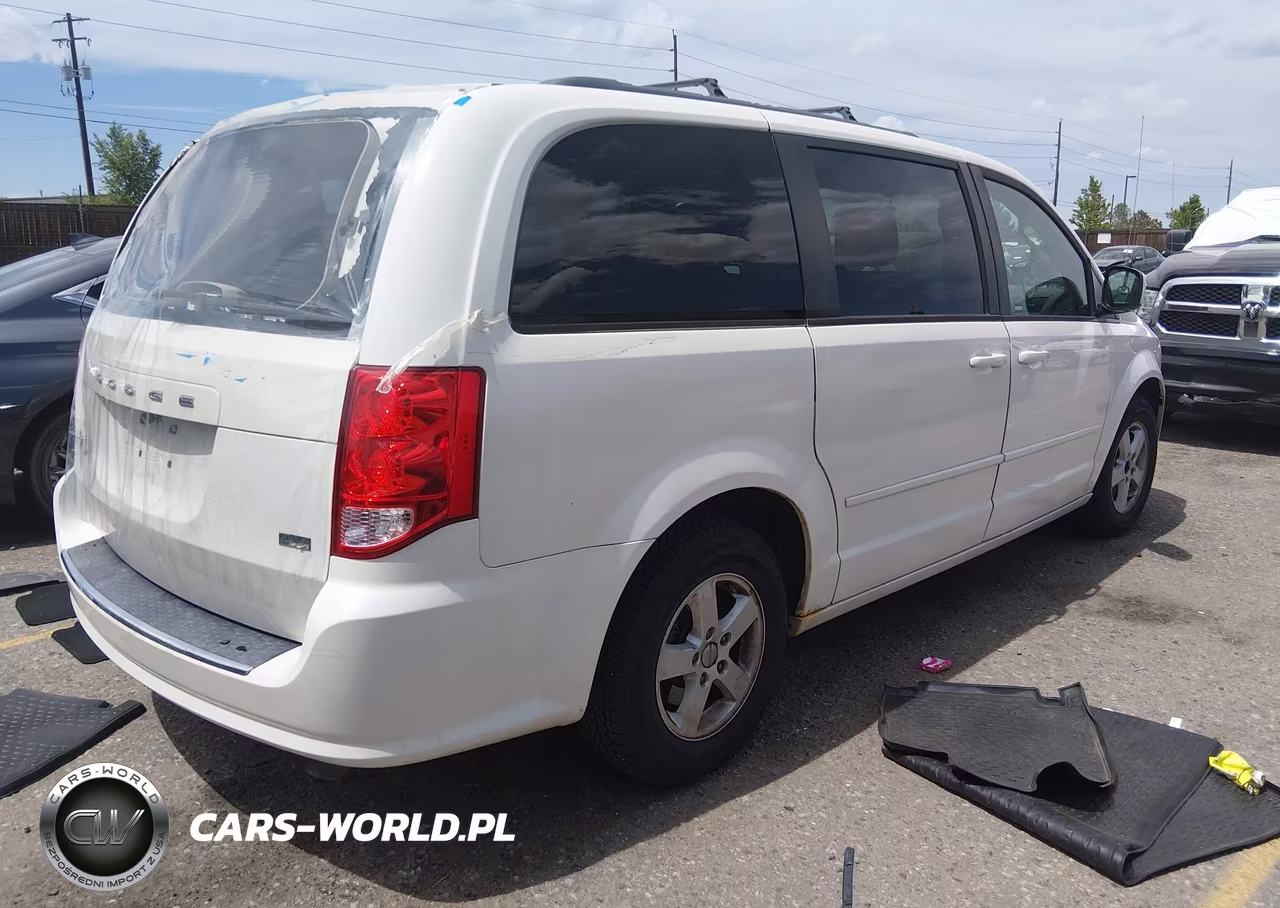 2013 Dodge Grand Caravan Sxt VIN:2C4RDGCG0DR523382 - 4
