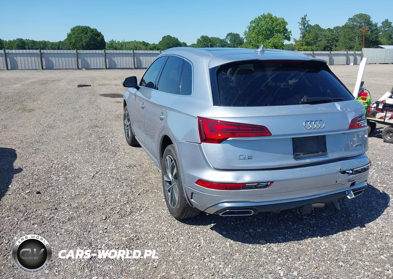 2022 Audi Q5 Premium Plus 45 Tfsi S Line Quattro S Tronic VIN:WA1EAAFY1N2114469 - 3