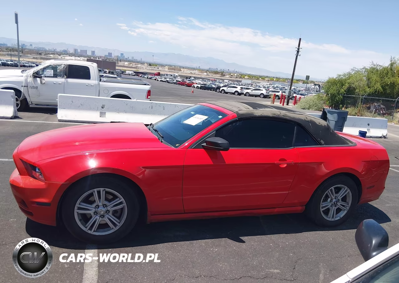 2014 Ford Mustang V6 VIN:1ZVBP8EM6E5304889 - 12