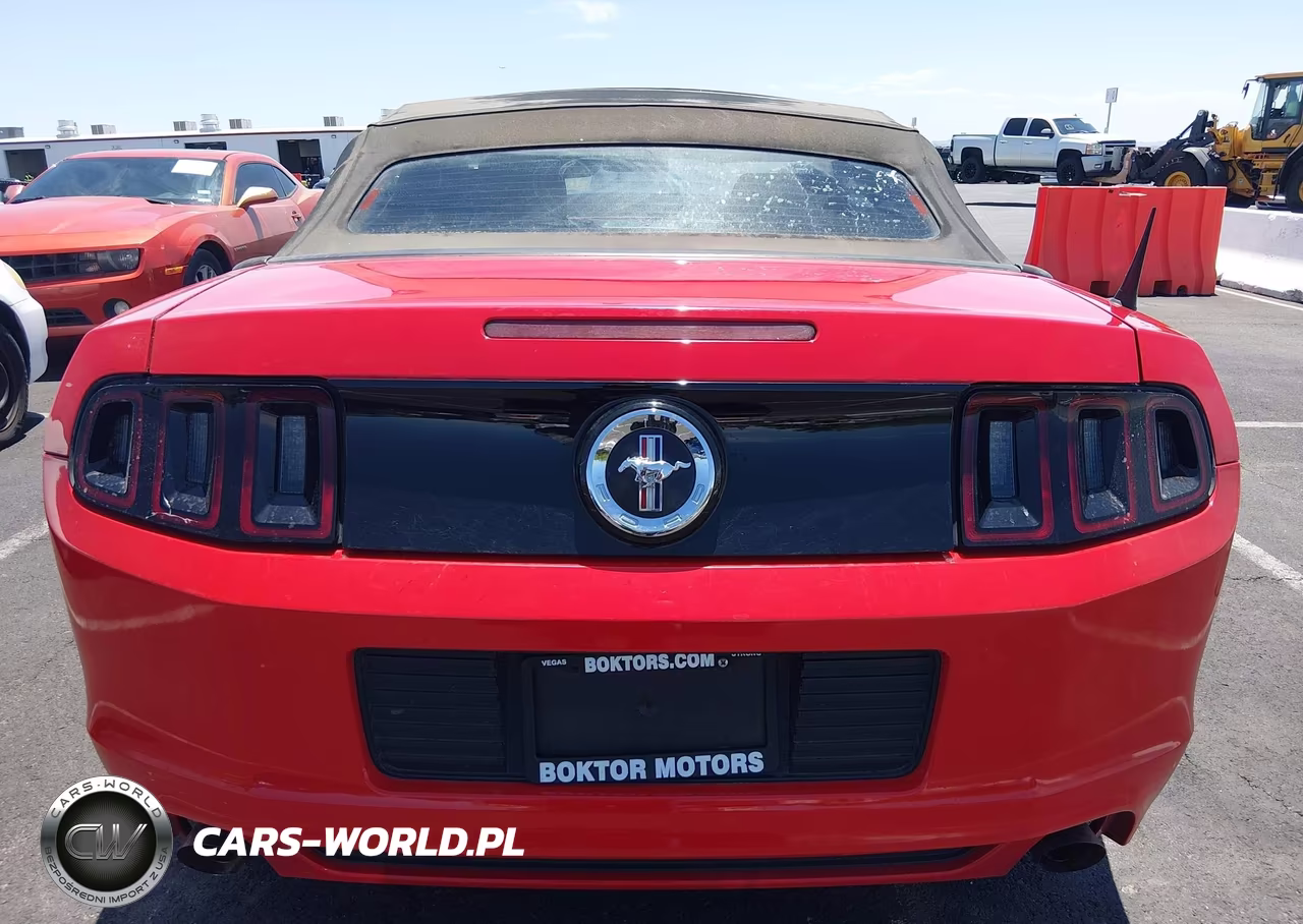 2014 Ford Mustang V6 VIN:1ZVBP8EM6E5304889 - 14