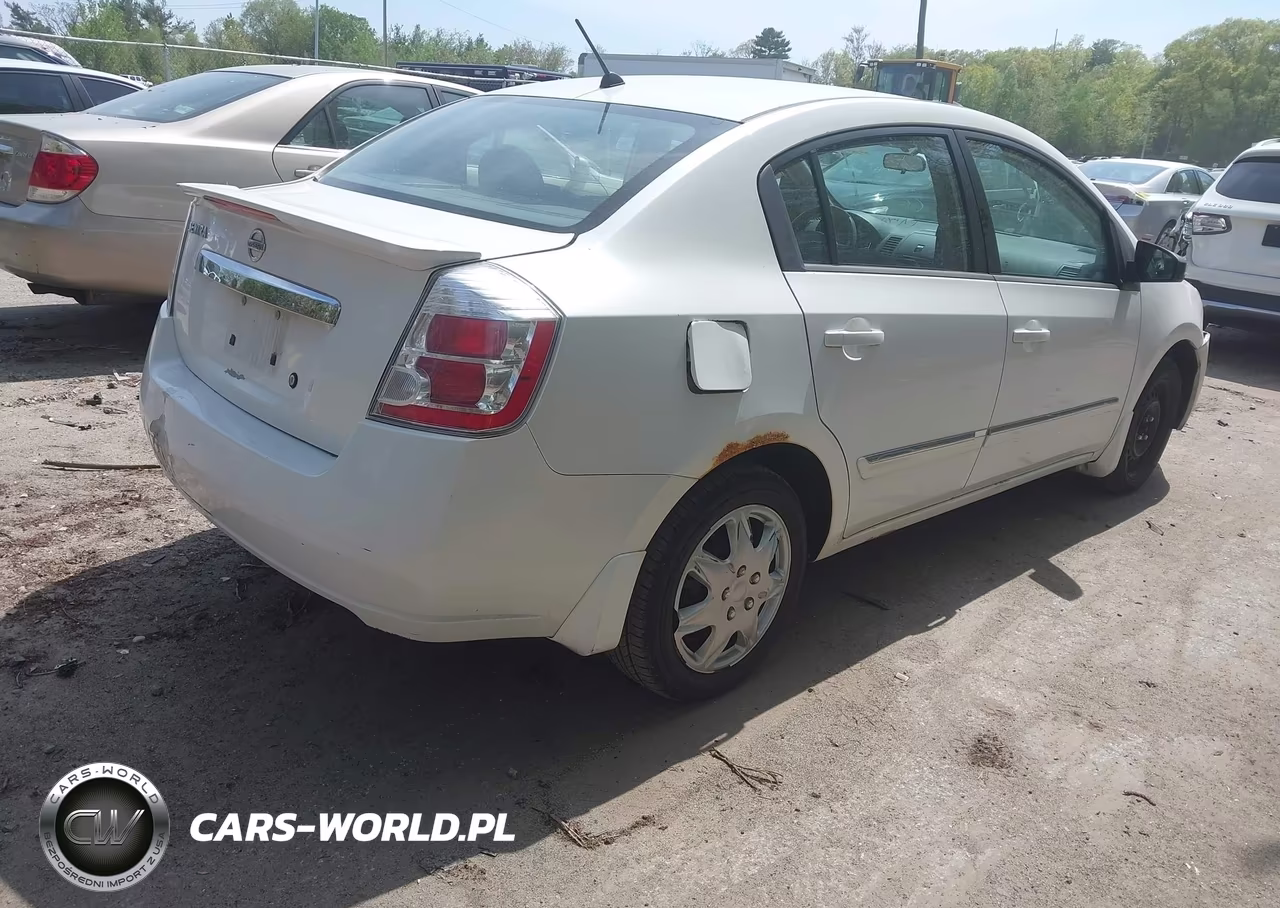2011 Nissan Sentra 2.0S VIN:3N1AB6AP3BL688856 - 4