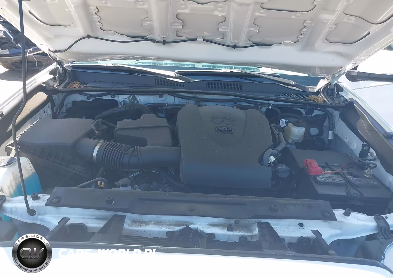 2023 Toyota Tacoma Sr5 V6 VIN:3TMCZ5AN3PM596254 - 10
